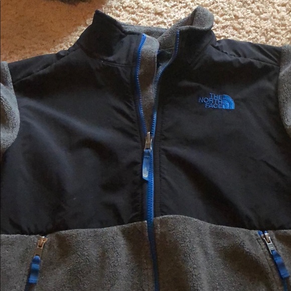THE NORTH FACE Tricolor Boys Fleece Denali Jacket - Picture 2 of 8